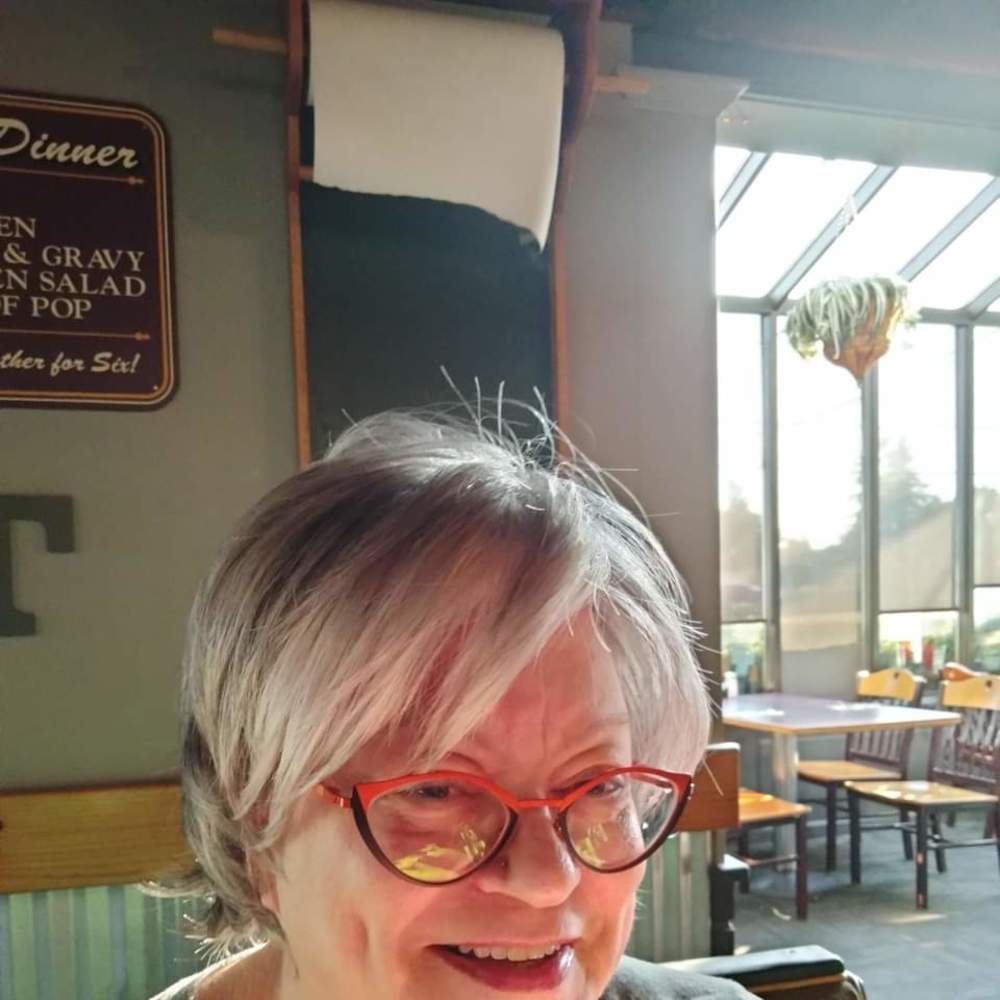 Meet your Posher, Gretchen